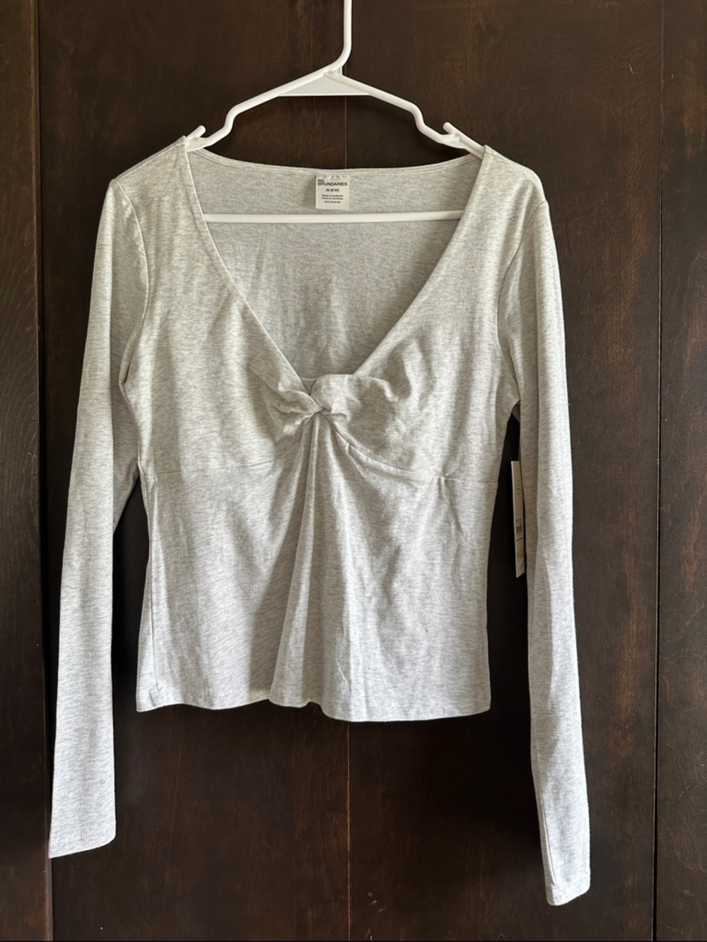 No Boundaries Light Gray Long-Sleeve Twist-Front Top